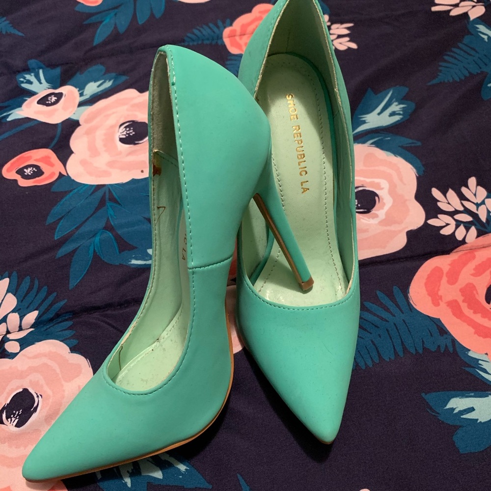 Lola Shoetique High heels